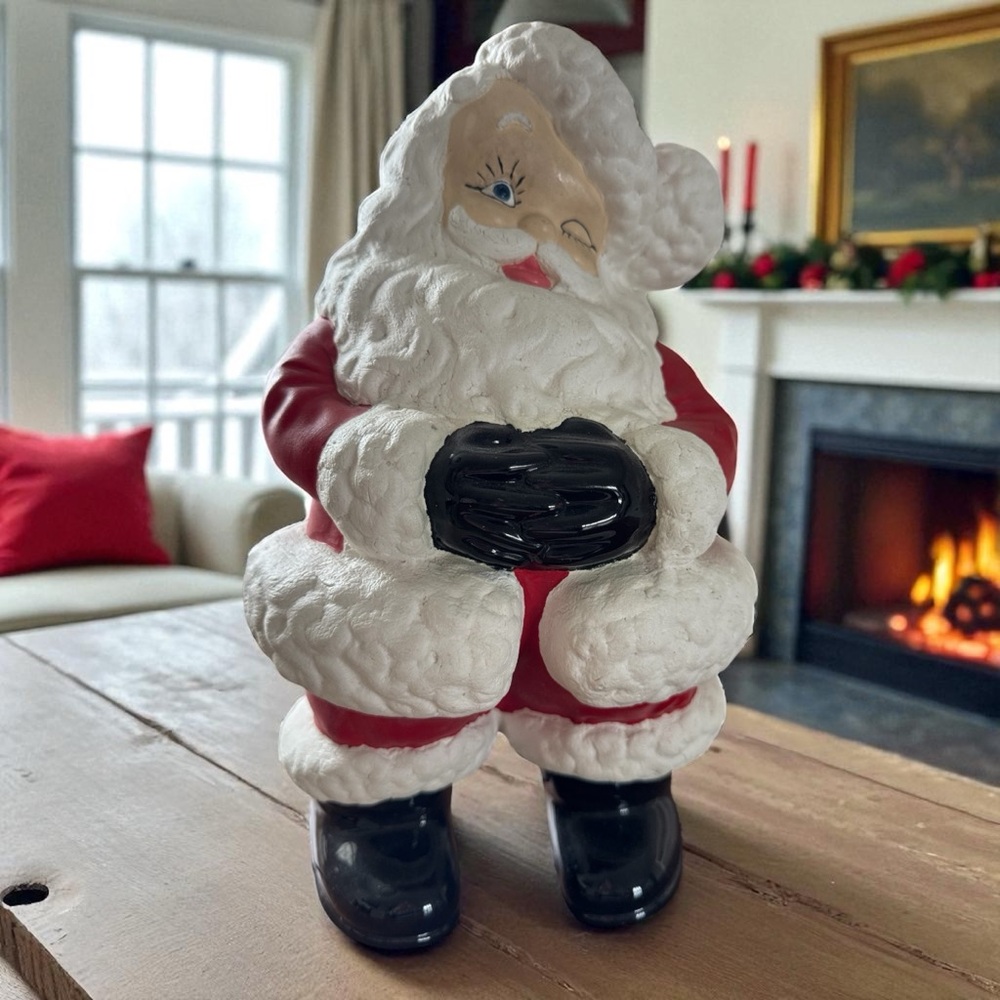 Vintage Chubby Winking Christmas Santa Claus Figure